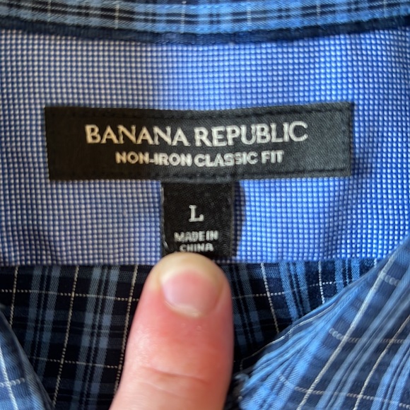 Banana Republic Classic Button Down - Picture 2 of 2